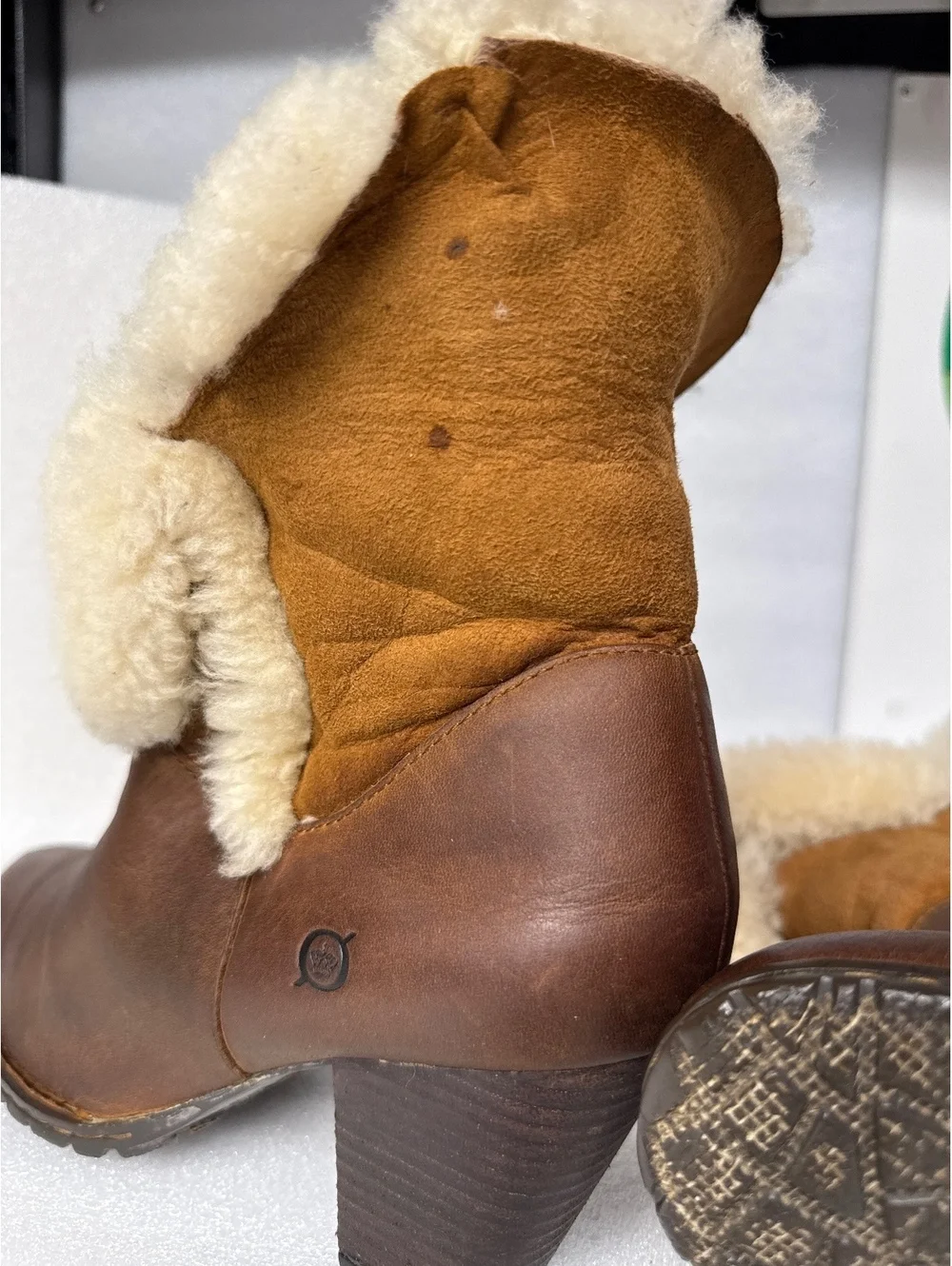 Born Women’s Brown Leather Shearling Cuff Ankle Boots Size 9